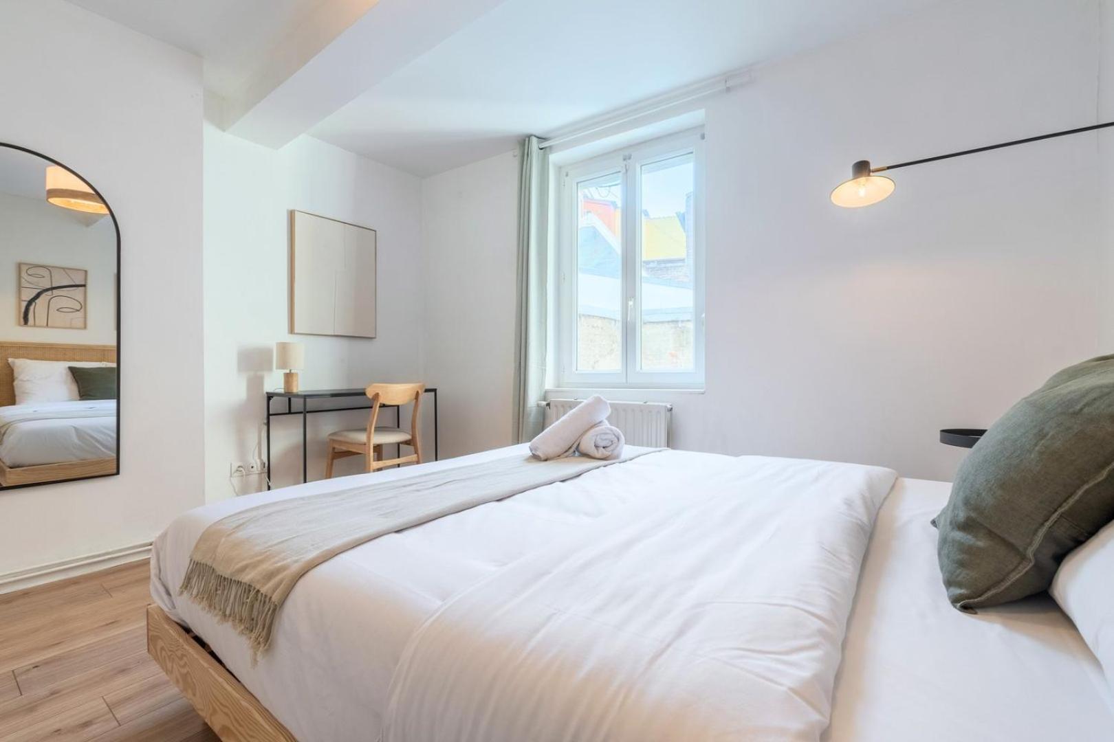 Beautiful Renovated Appart In The Center Of Лилль Экстерьер фото